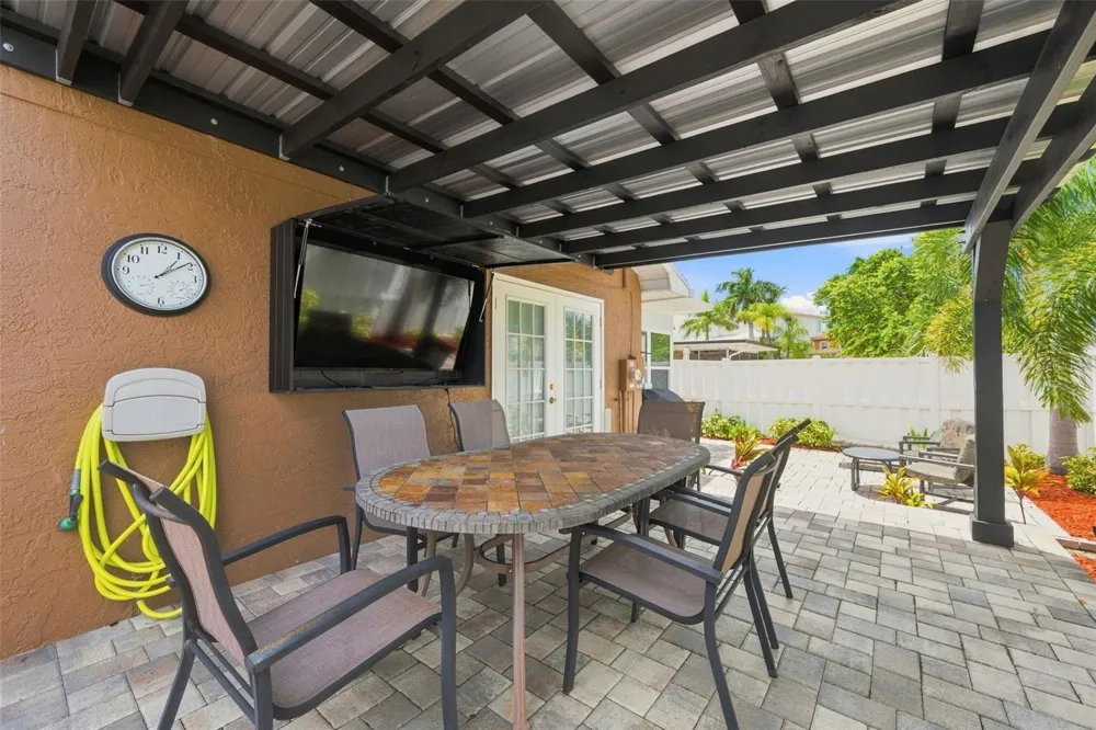 28 WALL TERRACE Redington Shores, FL 33708