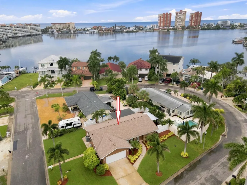 28 WALL TERRACE Redington Shores, FL 33708