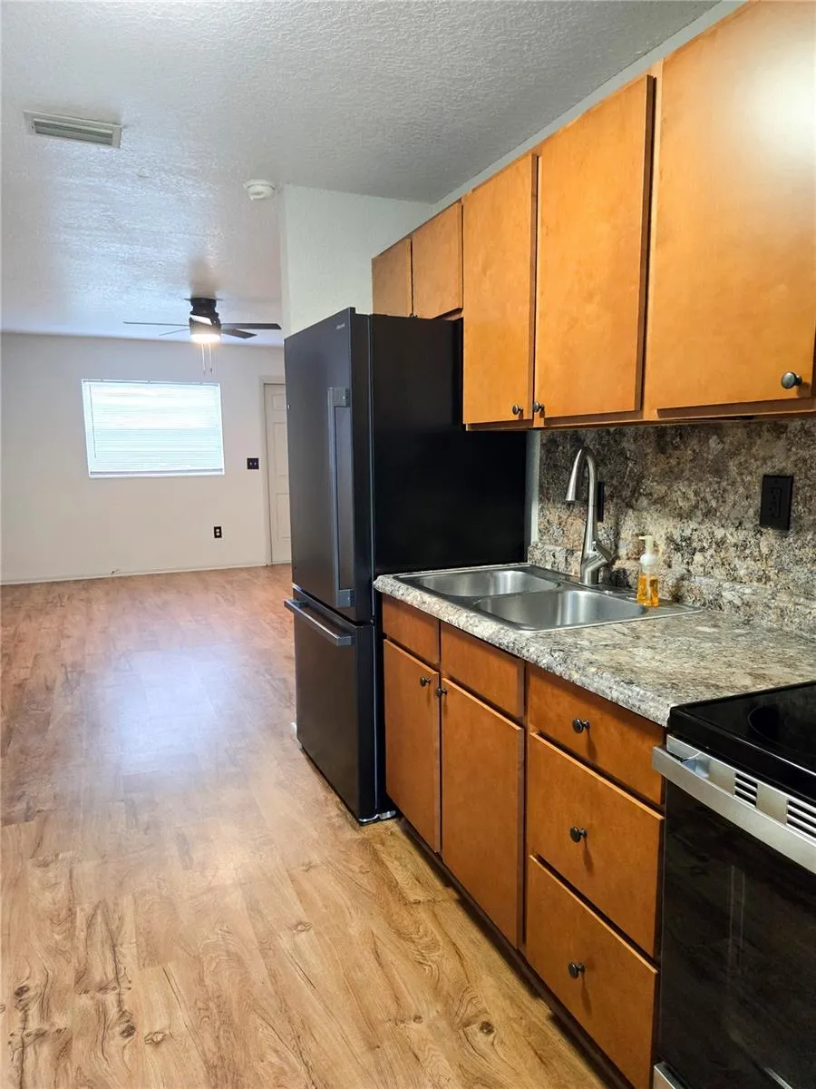 1517 S TAYLOR ROAD Seffner, FL 33584
