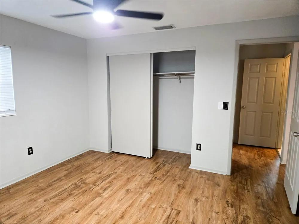 1517 S TAYLOR ROAD Seffner, FL 33584