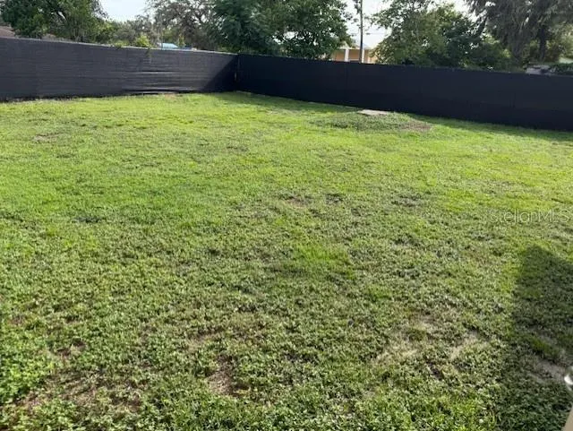 1517 S TAYLOR ROAD Seffner, FL 33584