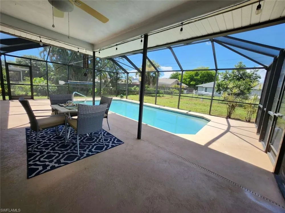 1224 SE 22nd Place Cape Coral, FL 33990