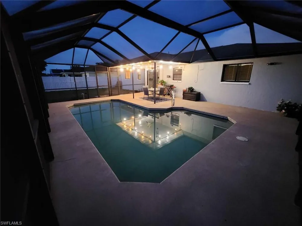 1224 SE 22nd Place Cape Coral, FL 33990