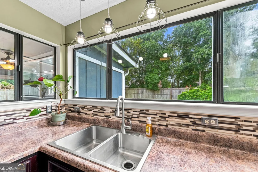 112 Cherry Point DR St. Marys, GA 31558