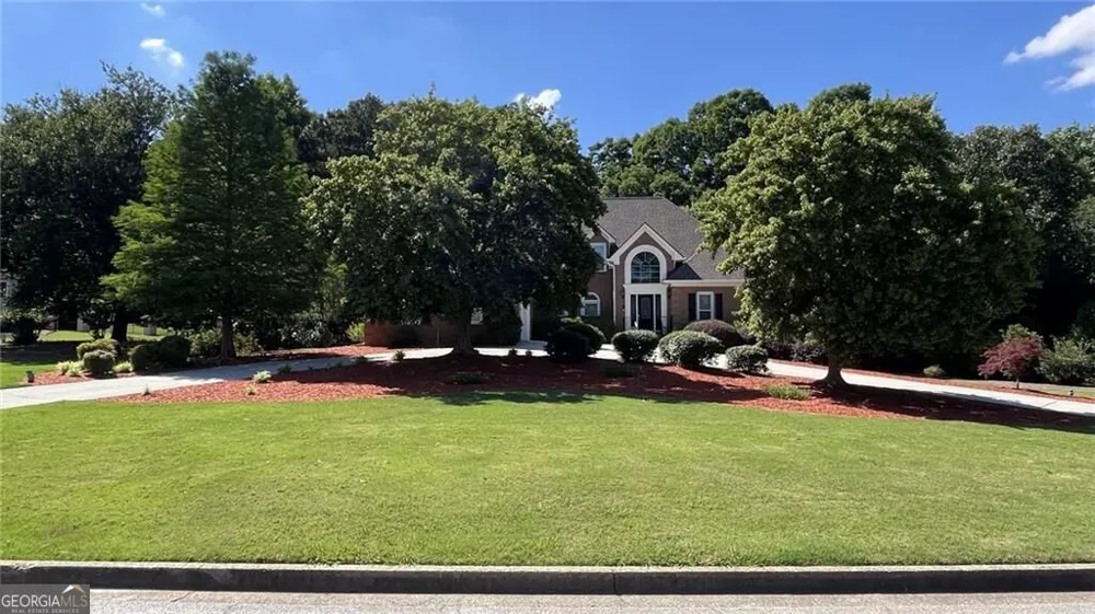 1251 Bridgewater WALK Snellville, GA 30078