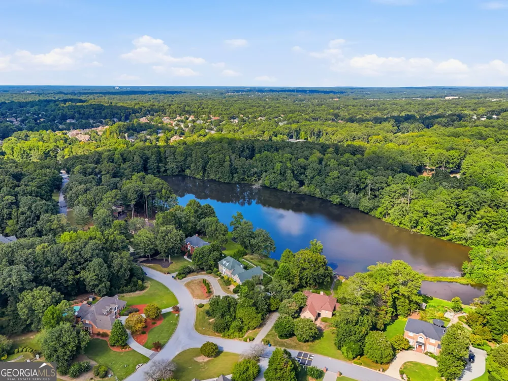 1251 Bridgewater WALK Snellville, GA 30078