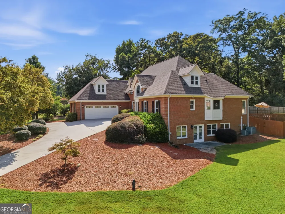 1251 Bridgewater WALK Snellville, GA 30078