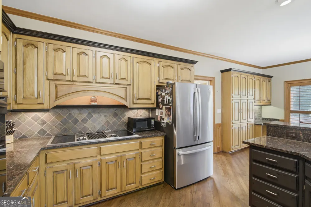 1251 Bridgewater WALK Snellville, GA 30078