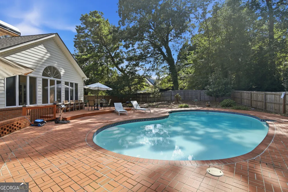 1251 Bridgewater WALK Snellville, GA 30078