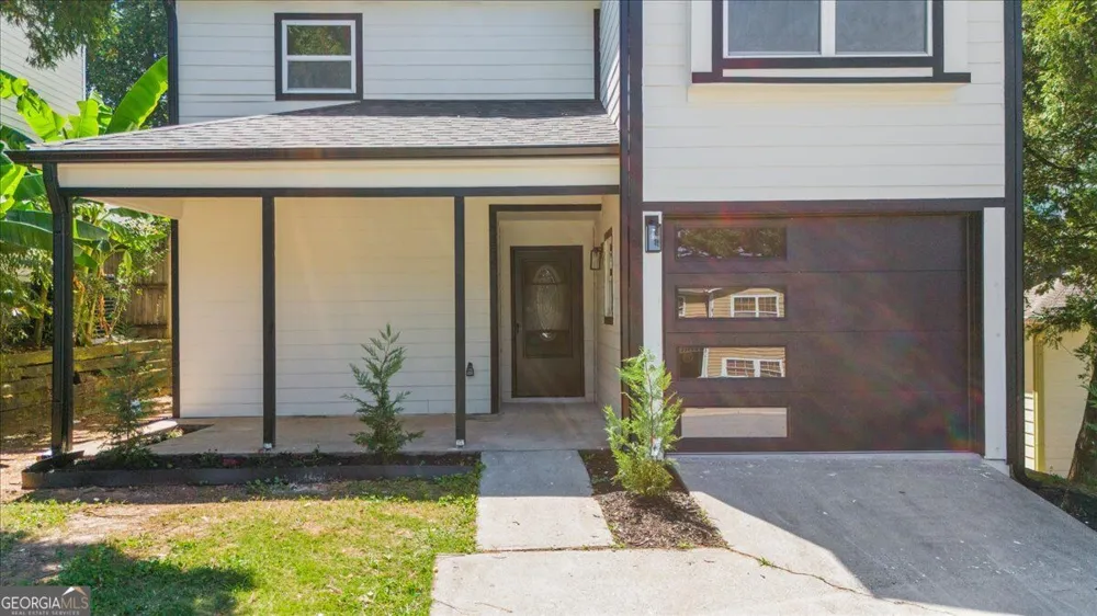 1172 Red Oak CV Tucker, GA 30084