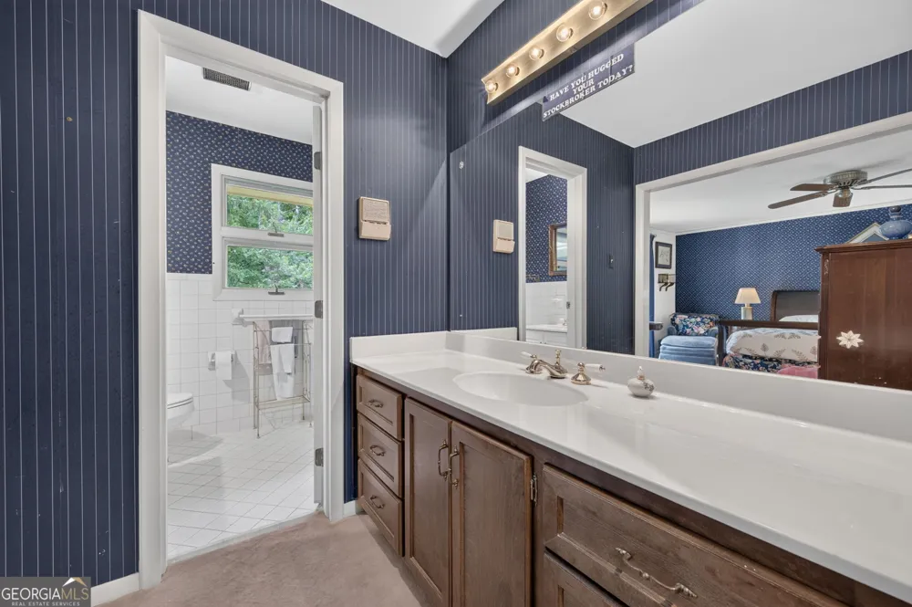 115 Farmstead LN Roswell, GA 30075
