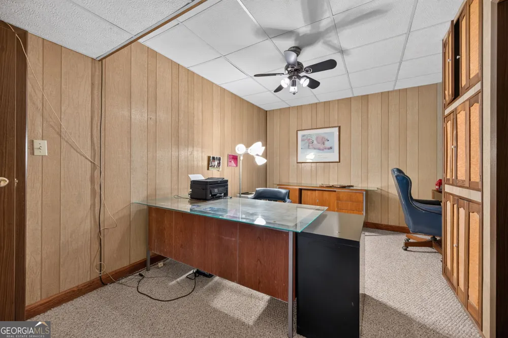 115 Farmstead LN Roswell, GA 30075