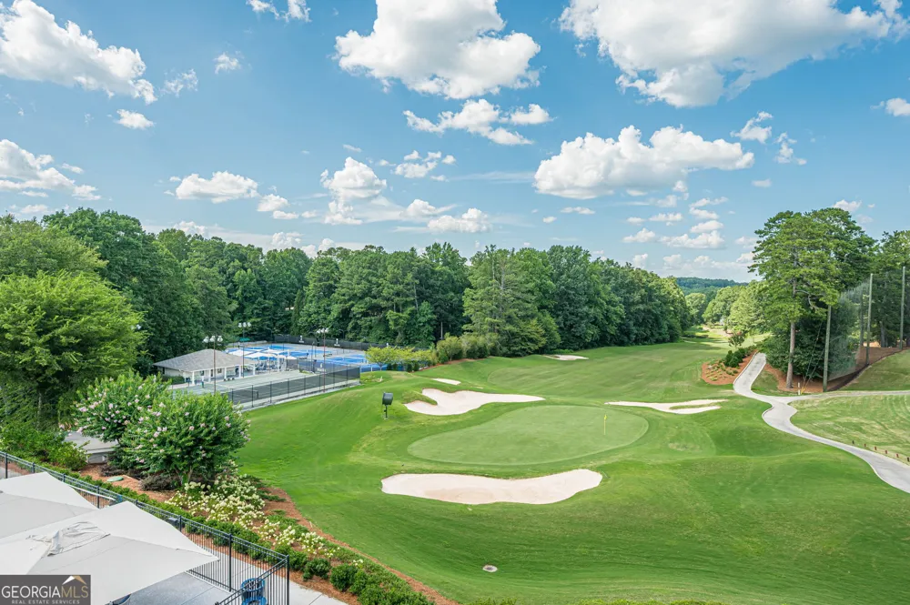 115 Farmstead LN Roswell, GA 30075