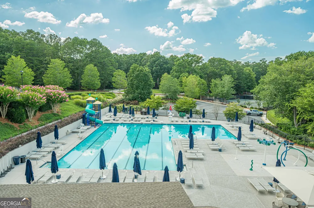 115 Farmstead LN Roswell, GA 30075
