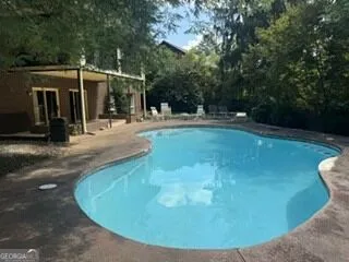 115 Farmstead LN Roswell, GA 30075