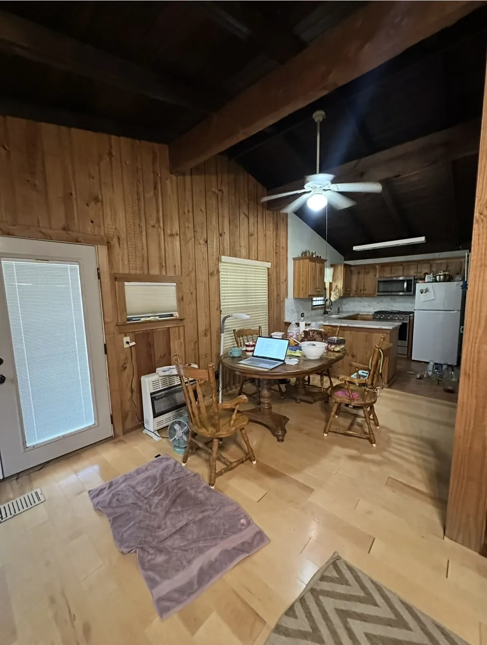 1226 County Road 316 Lexington, TX 78947