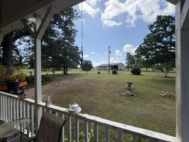 1226 County Road 316 Lexington, TX 78947