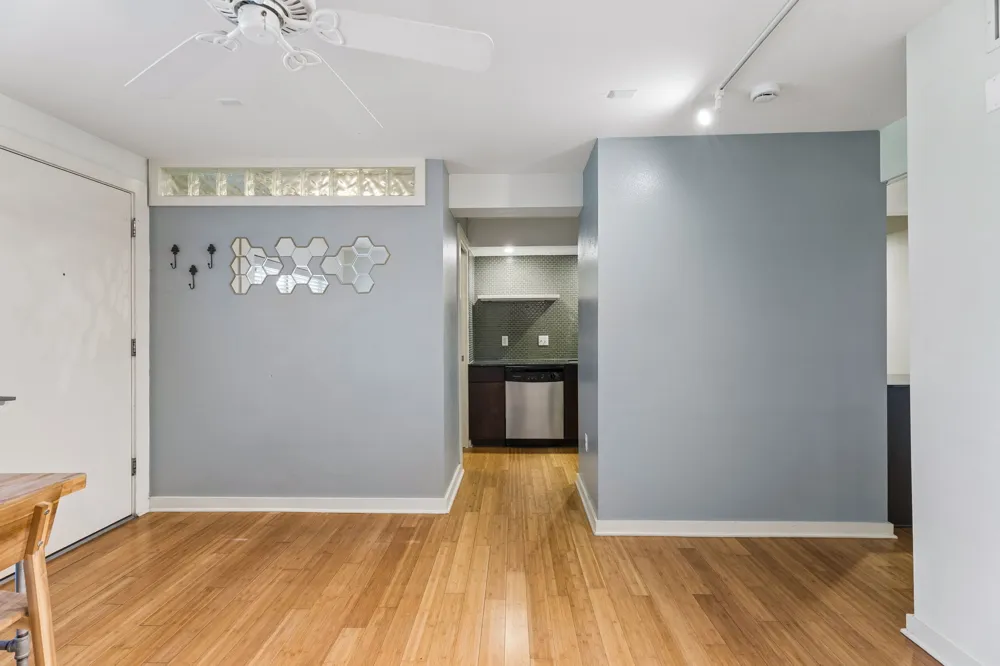 2200 Dickson Drive #128 Austin, TX 78704