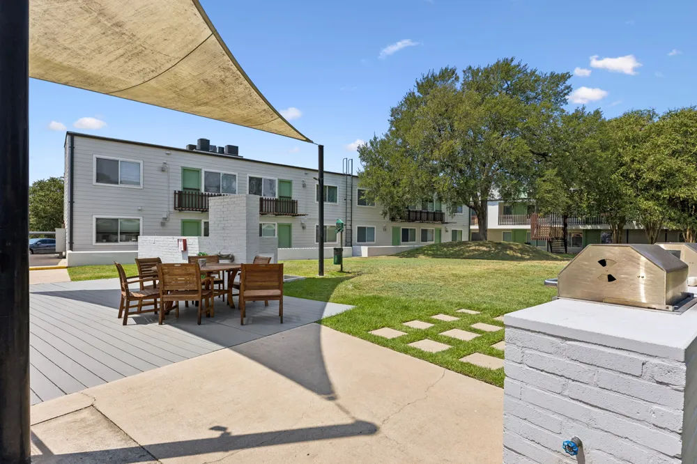 2200 Dickson Drive #128 Austin, TX 78704