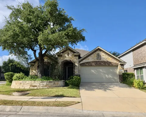 615 Linares Lane