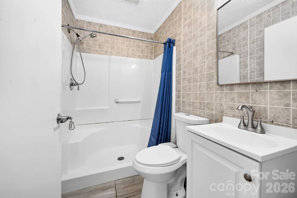 483 Caribou Road Asheville, NC 28803