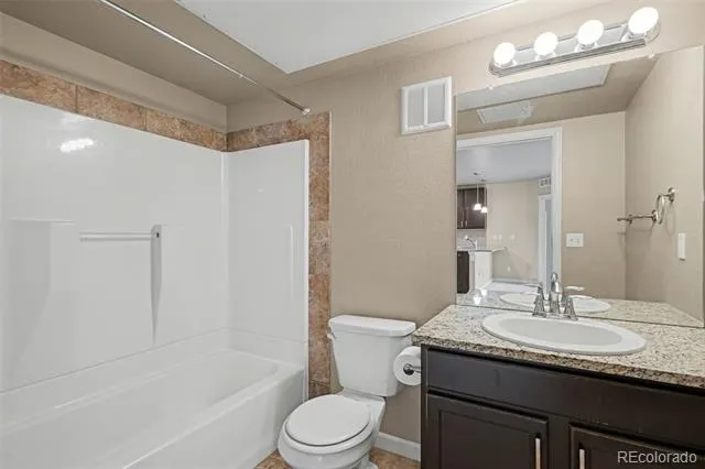 9258 Rockhurst Street #102 Highlands Ranch, CO 80129