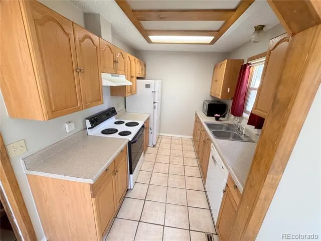 8674 Bluegrass Circle Parker, CO 80134