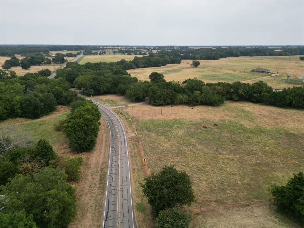 404 E Maple Street Ravenna, TX 75476