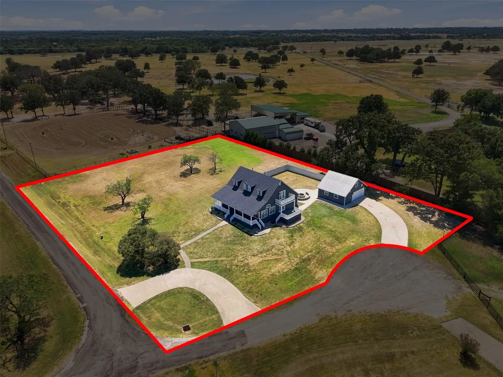 718 County Road 3121 Corsicana, TX 75109