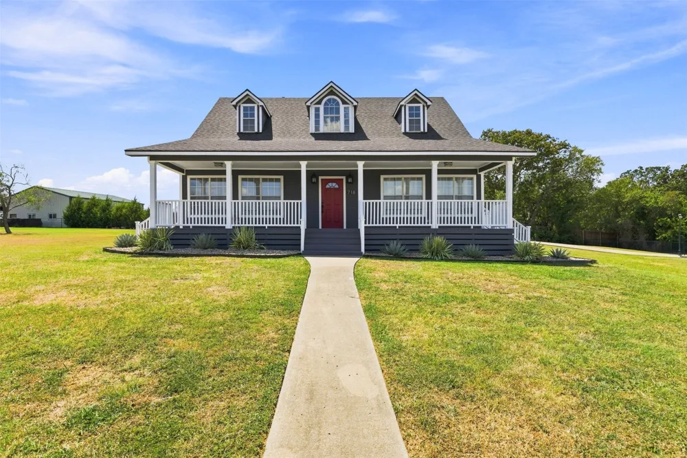 718 County Road 3121 Corsicana, TX 75109
