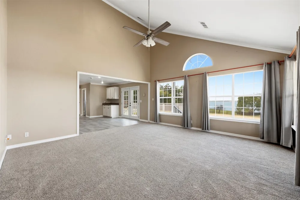 718 County Road 3121 Corsicana, TX 75109