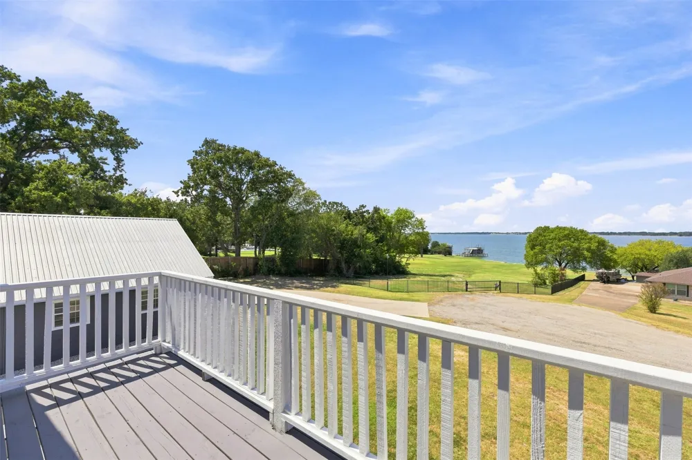 718 County Road 3121 Corsicana, TX 75109