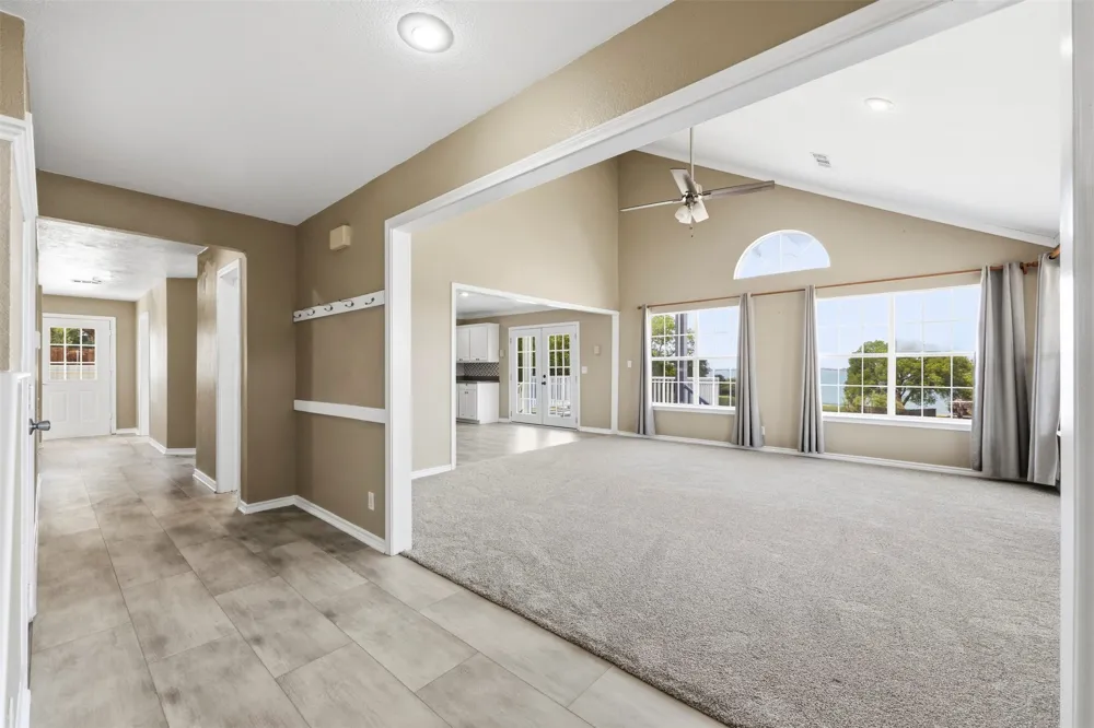 718 County Road 3121 Corsicana, TX 75109