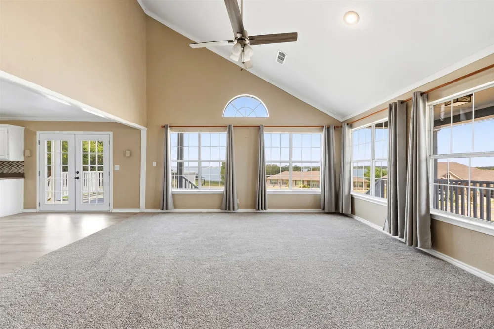 718 County Road 3121 Corsicana, TX 75109