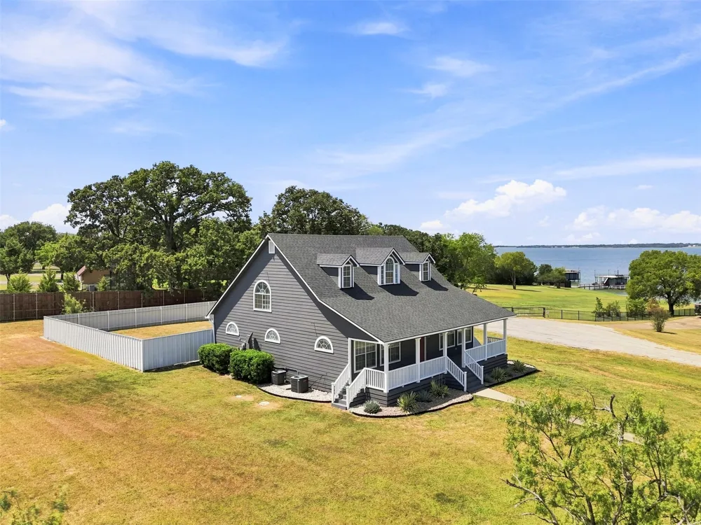 718 County Road 3121 Corsicana, TX 75109