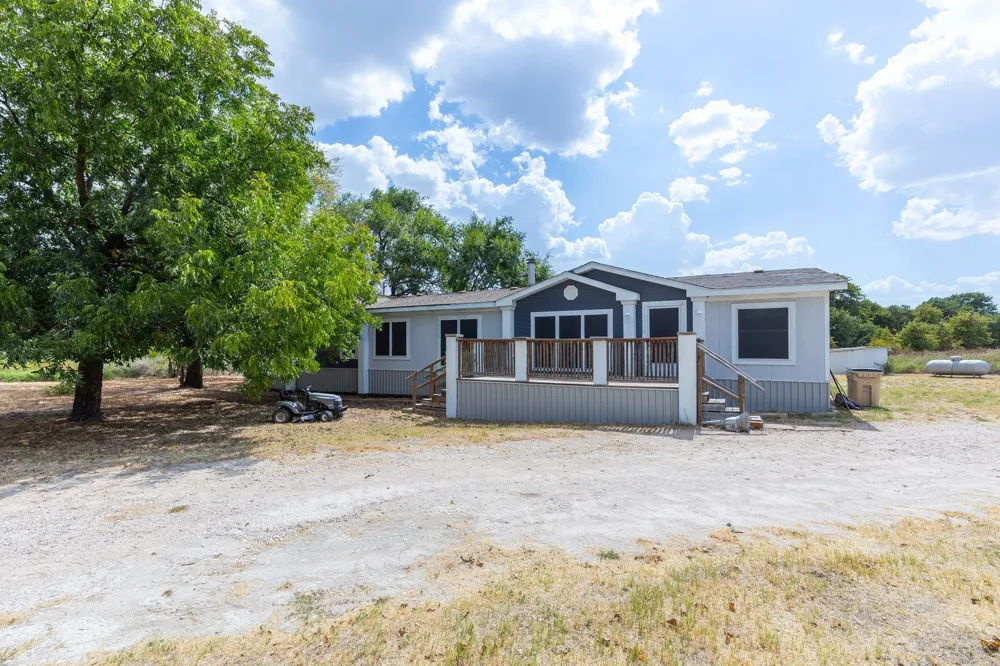 585 County Road 113 Clyde, TX 79510