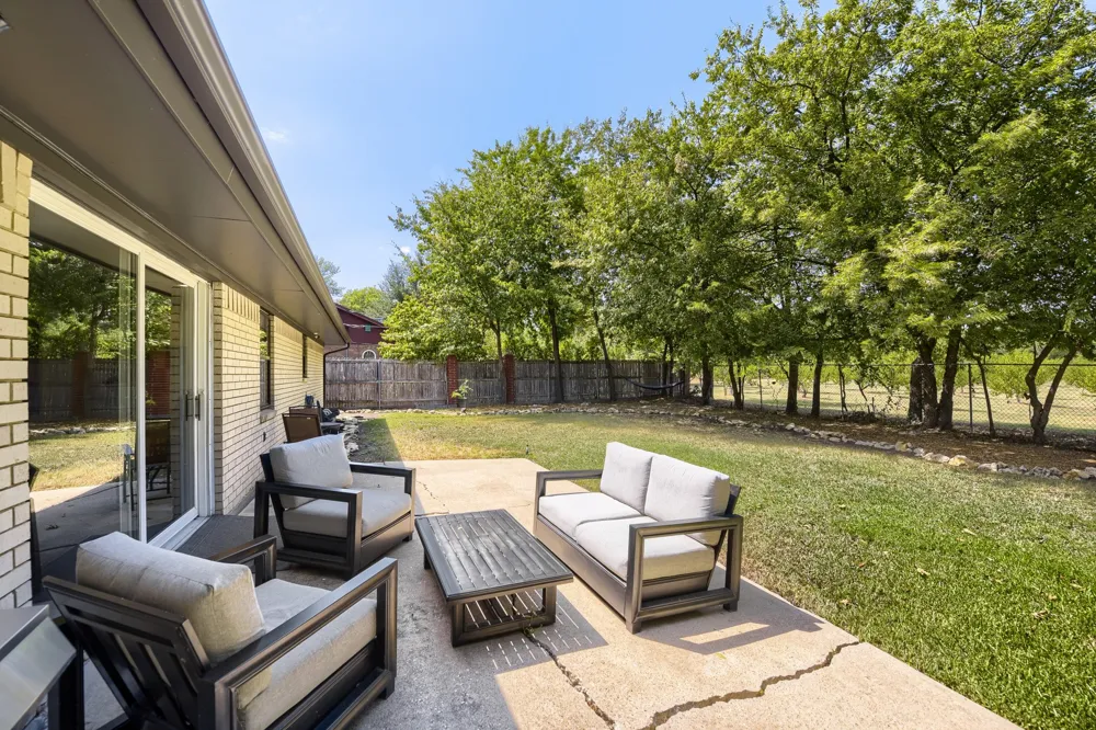 1300 Greenbriar Street Denton, TX 76201