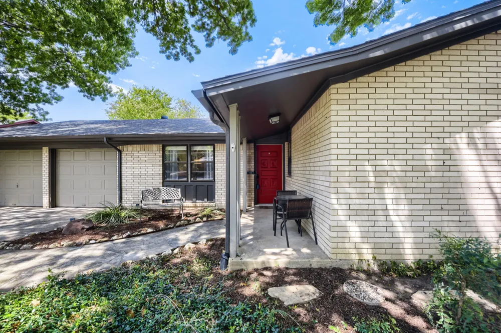1300 Greenbriar Street Denton, TX 76201