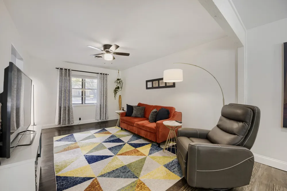 1300 Greenbriar Street Denton, TX 76201