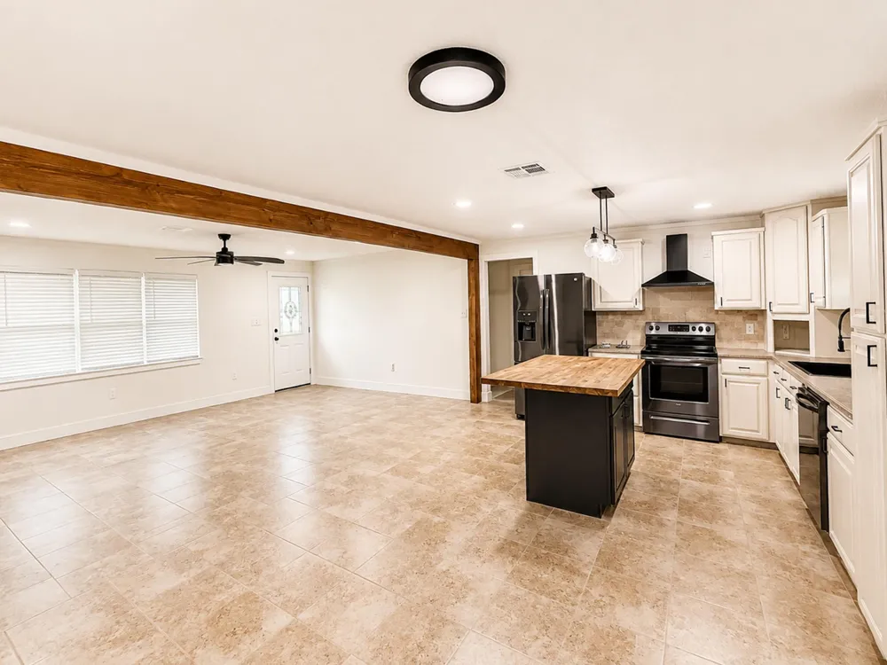 1536 Fm 253 Road Buna, TX 77612