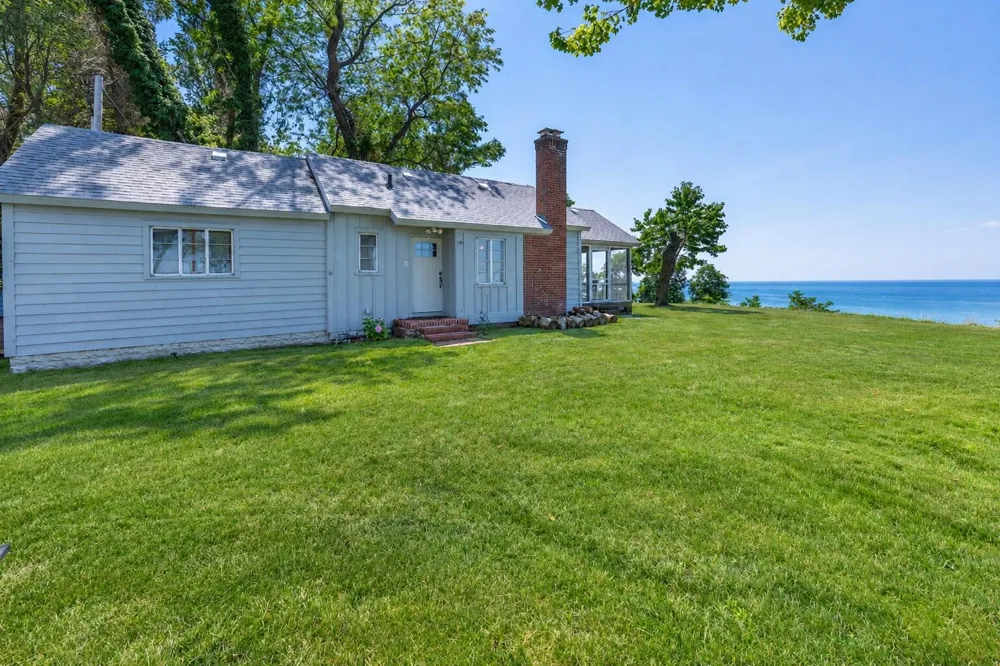 2475 Cedar Path St. Joseph, MI 49085