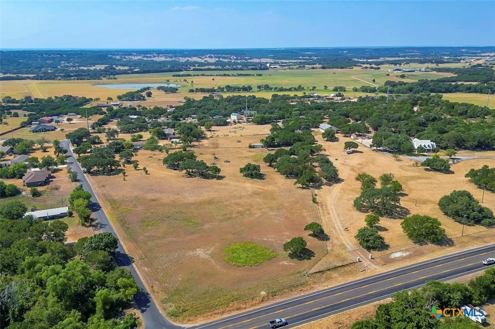 D N WATTS LN Belton, TX 76513
