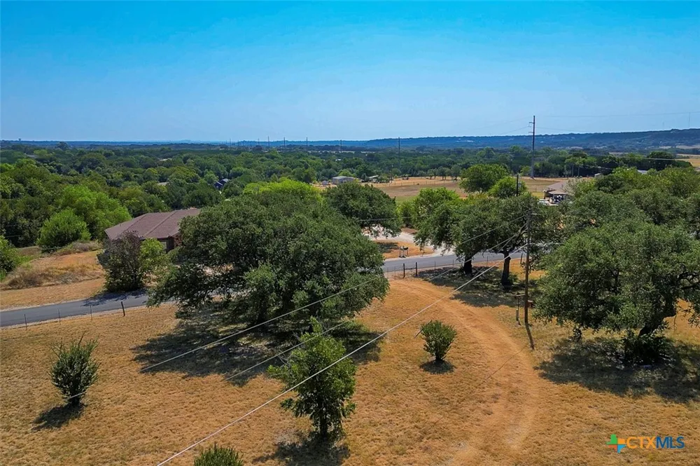 D N WATTS LN Belton, TX 76513