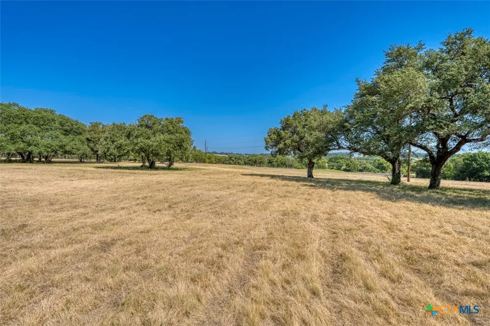 D N WATTS LN Belton, TX 76513