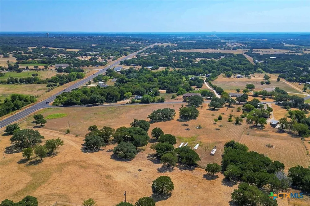 D N WATTS LN Belton, TX 76513