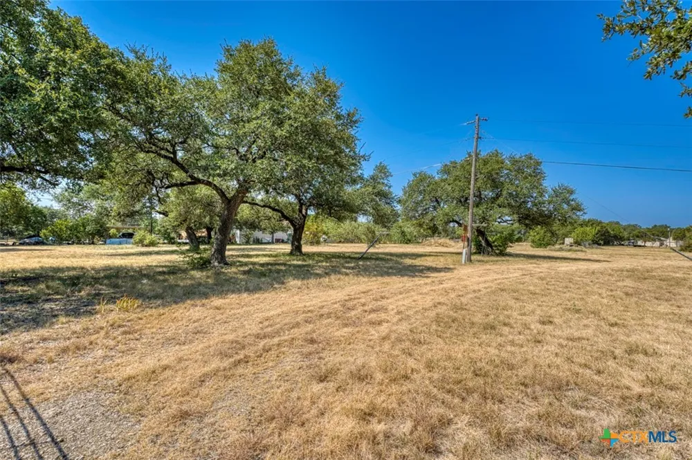 D N WATTS LN Belton, TX 76513