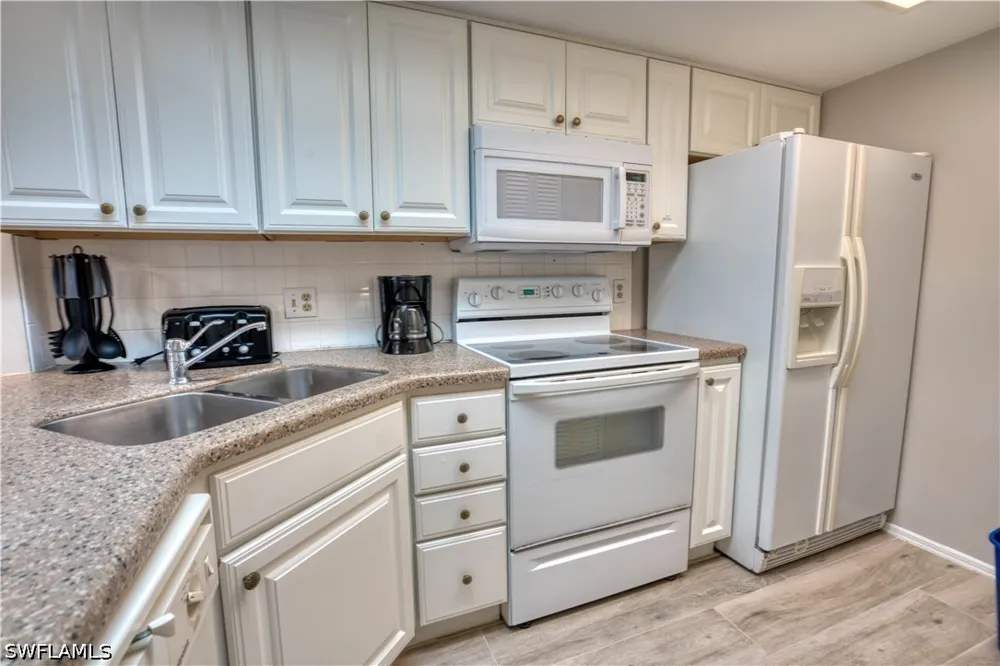 Neapolitan Way #223 Naples, FL 34103