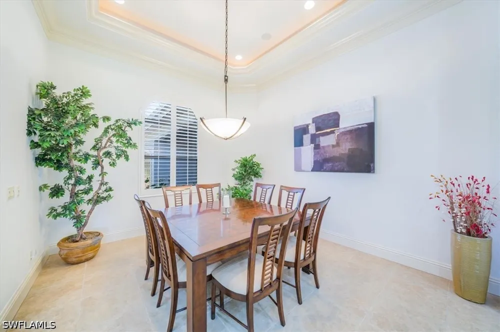 Strada Bella Court Naples, FL 34119