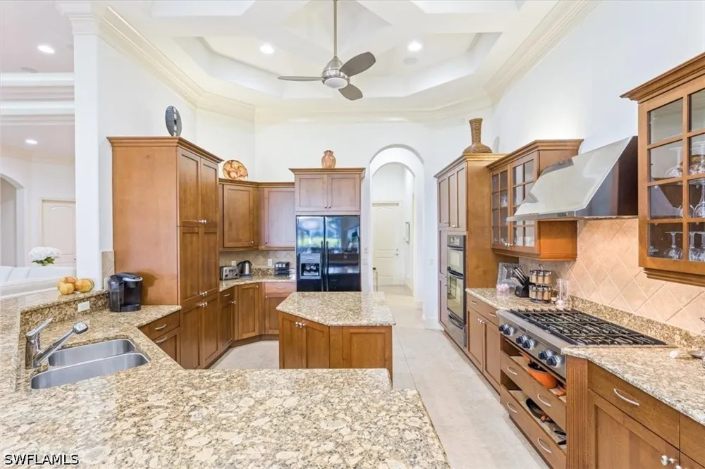 Strada Bella Court Naples, FL 34119