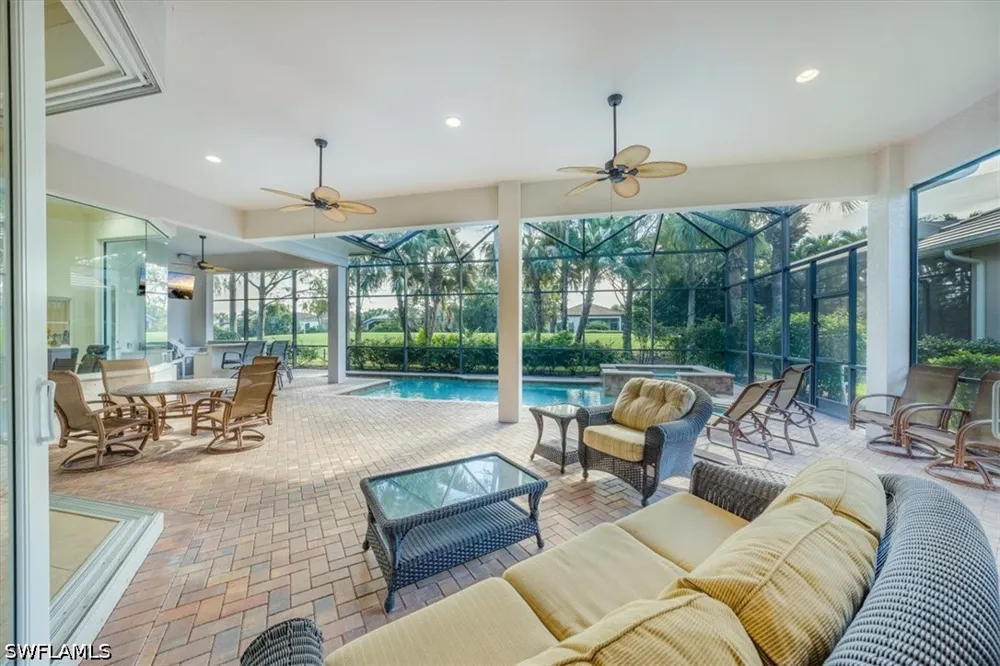 Strada Bella Court Naples, FL 34119